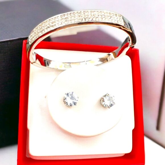 Kim Rogers Stunning Silver Faux Diamond Hinged Bangle Bracelet w Earrings Set - Picture 1 of 9